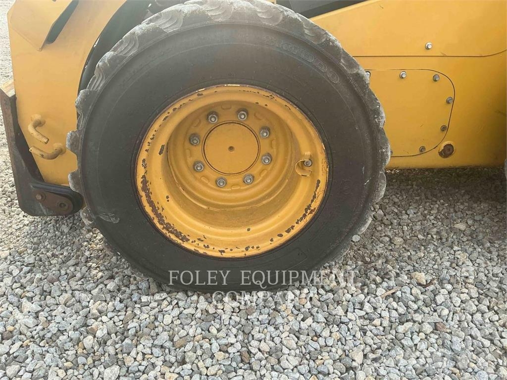CAT 262D3STD2C Šmykom riadené nakladače