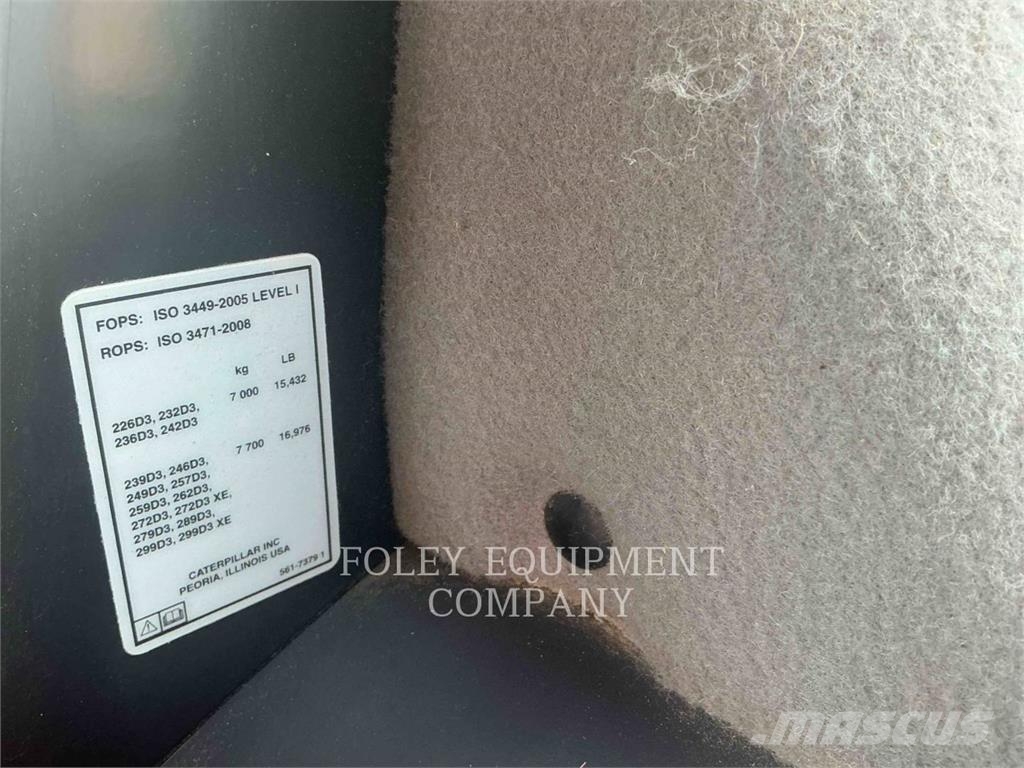 CAT 262D3STD2C Šmykom riadené nakladače