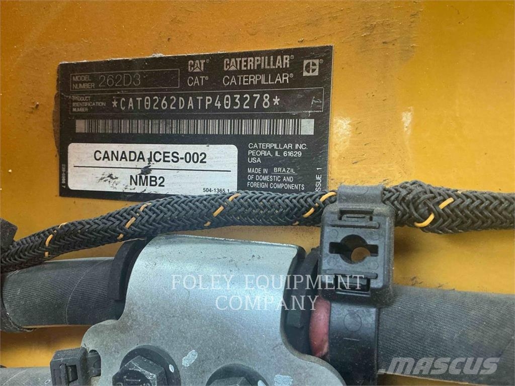 CAT 262D3STD2C Šmykom riadené nakladače
