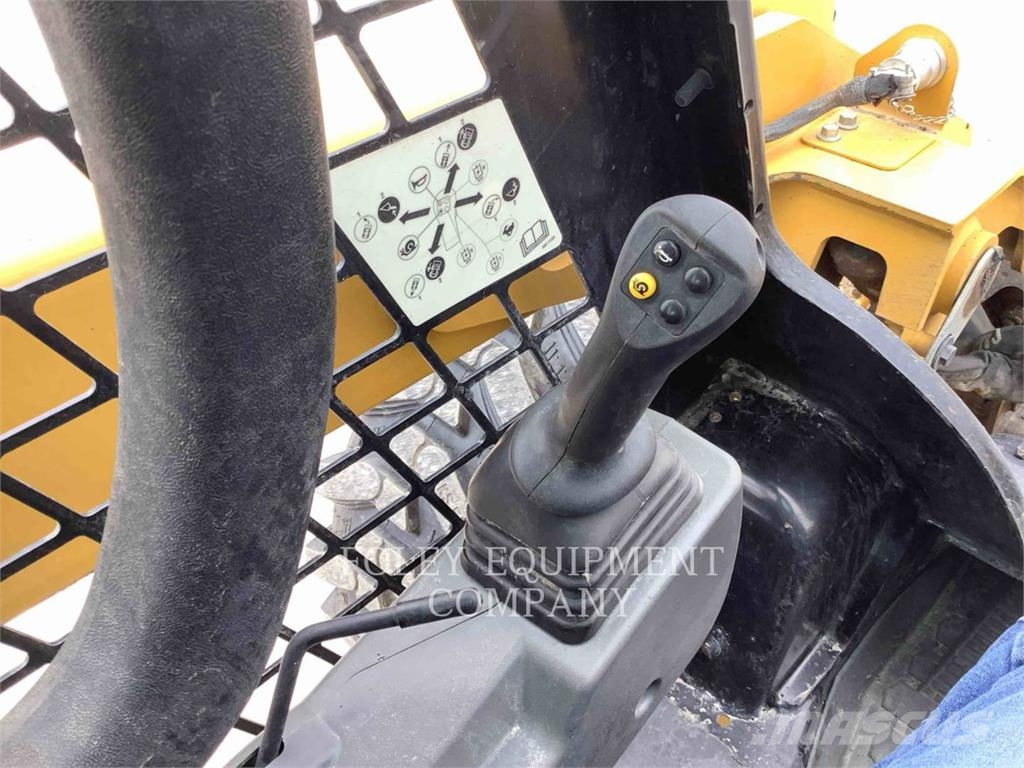 CAT 262D3STD2O Φορτωτάκια
