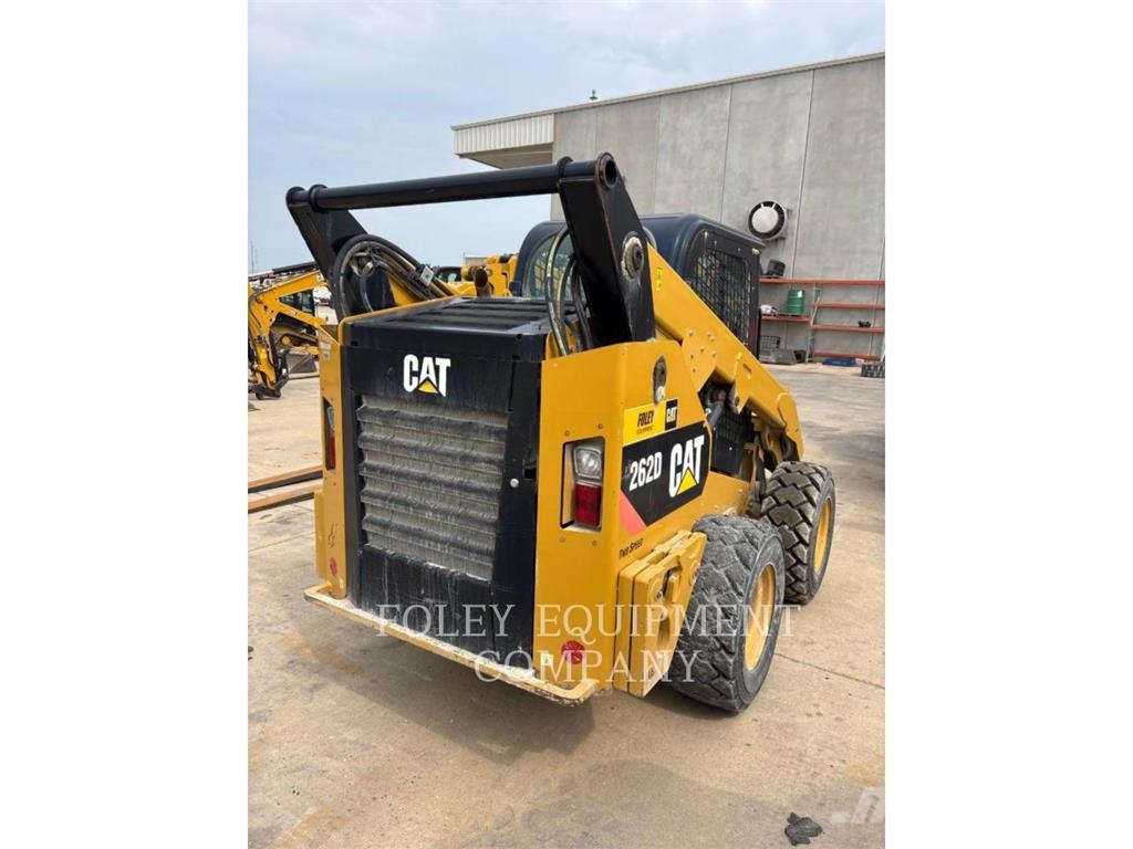 CAT 262DSTD2CA لوادر انزلاقية التوجيه