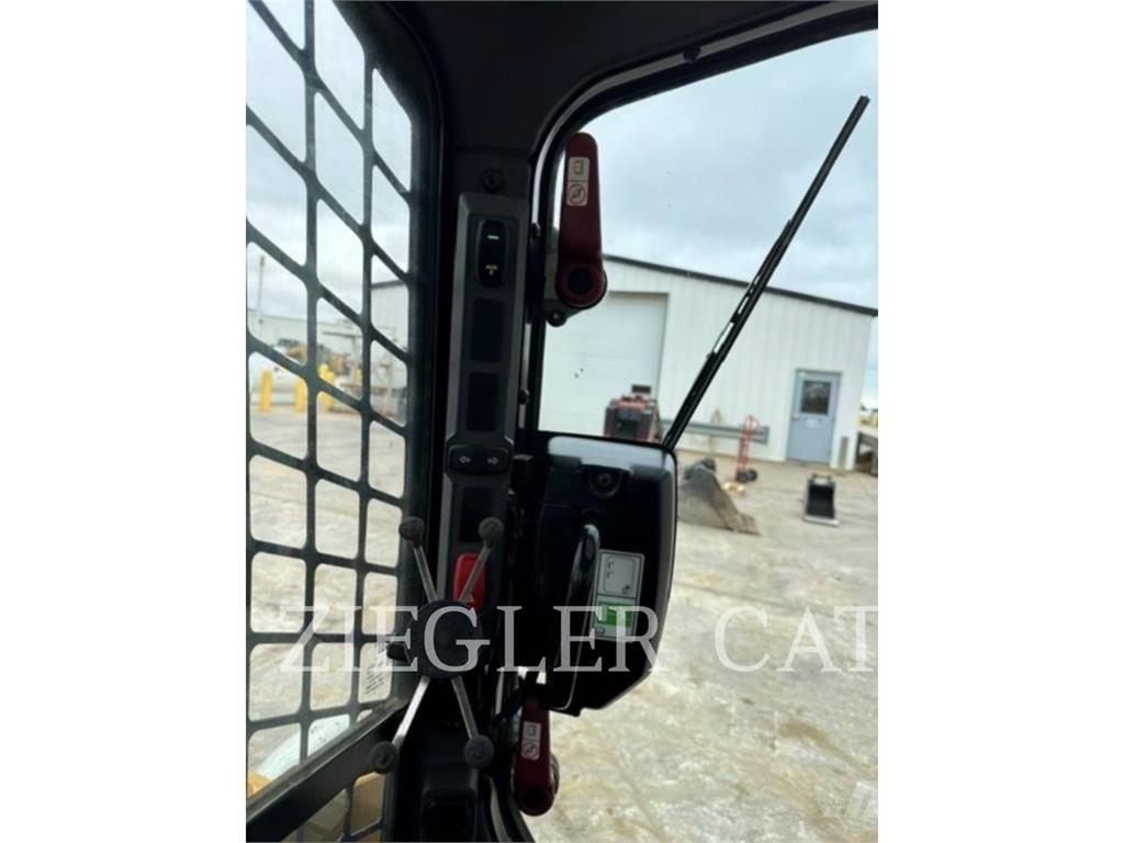 CAT 265 Гусеничные фронтальные погрузчики