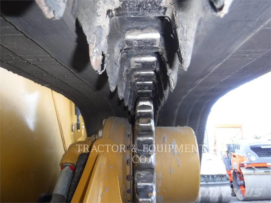 CAT 265 HP3CB Mini Pale Gommate