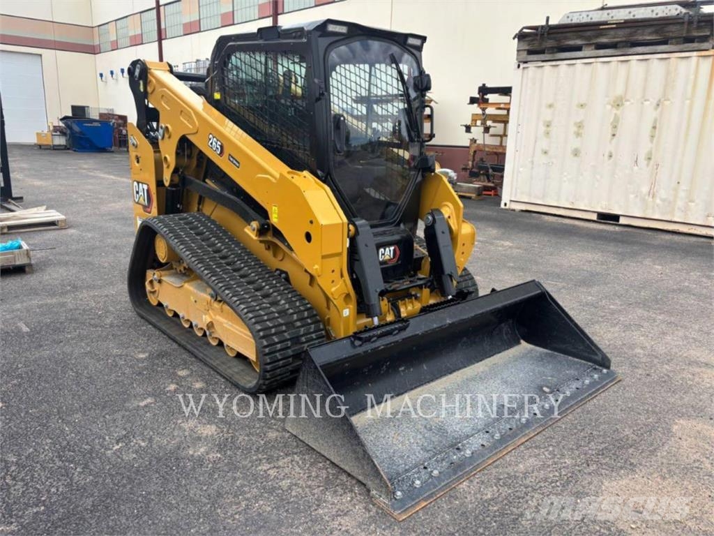 CAT 265 SF لوادر انزلاقية التوجيه