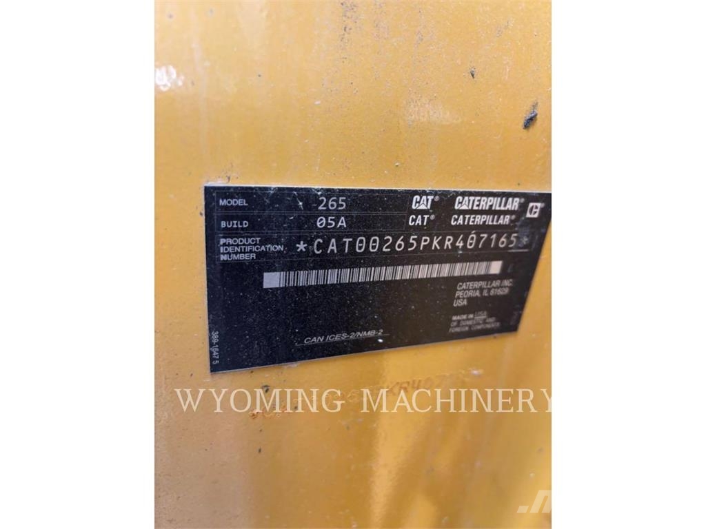 CAT 265 SF لوادر انزلاقية التوجيه