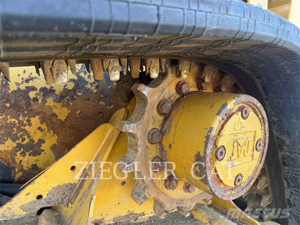 CAT 26505 Kāpurķēžu iekrāvēji