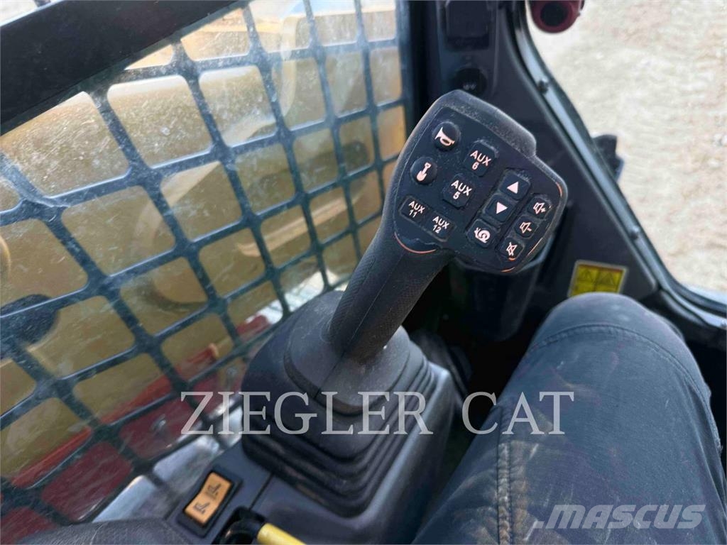 CAT 26505 Kāpurķēžu iekrāvēji