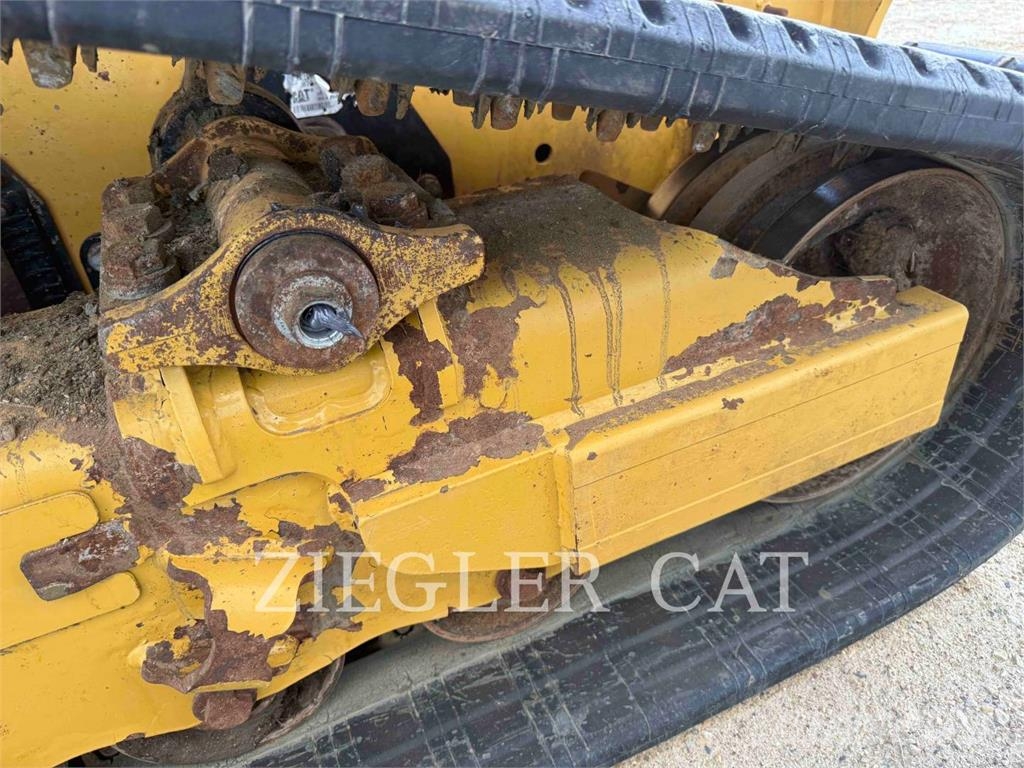 CAT 26505 Kāpurķēžu iekrāvēji