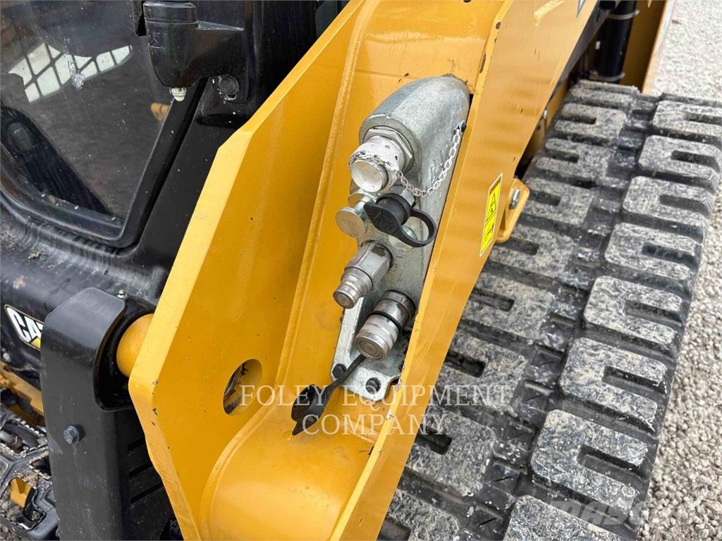 CAT 26505 Liukuohjatut kuormaajat