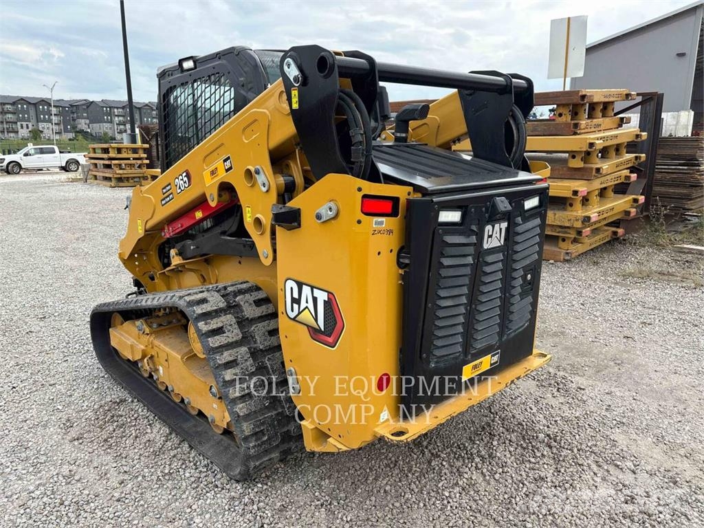 CAT 26505 Liukuohjatut kuormaajat