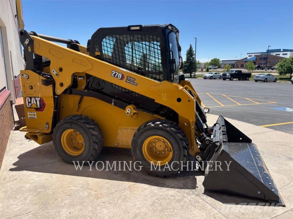 CAT 270 Мини-погрузчики