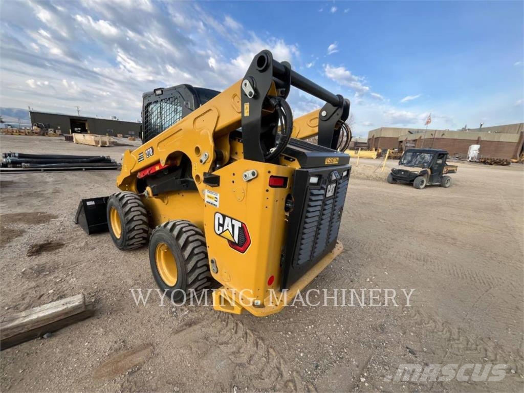 CAT 270 Мини-погрузчики