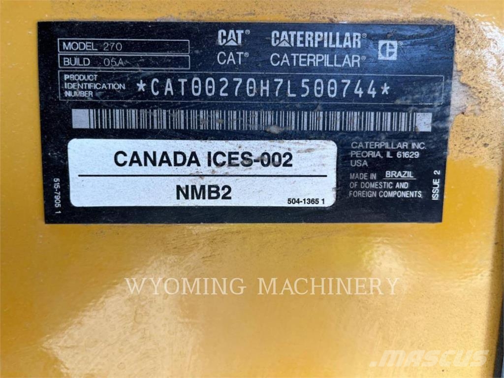 CAT 270 Мини-погрузчики