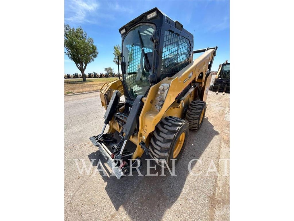 CAT 270 C3H2 لوادر انزلاقية التوجيه
