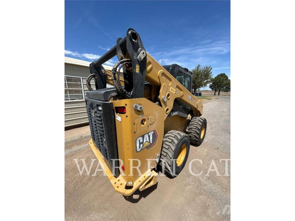 CAT 270 C3H2 لوادر انزلاقية التوجيه