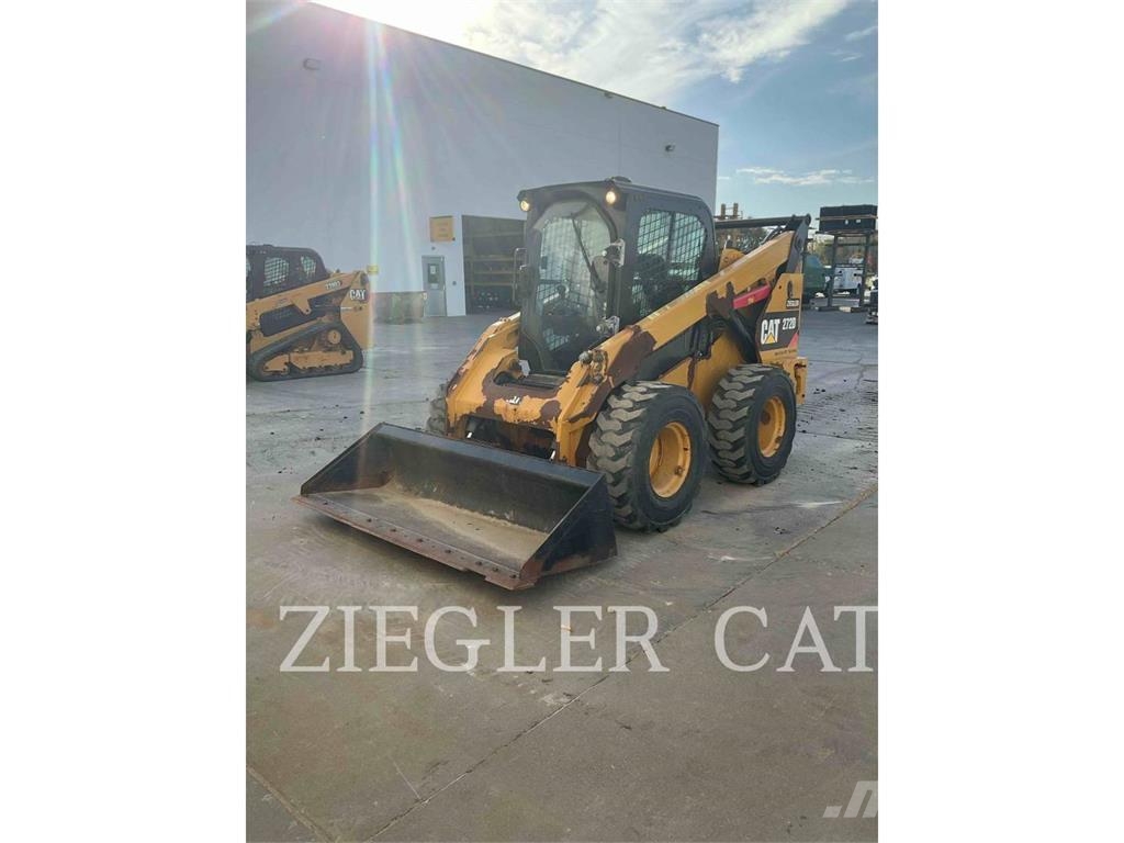CAT 272D Kompaktrakodók