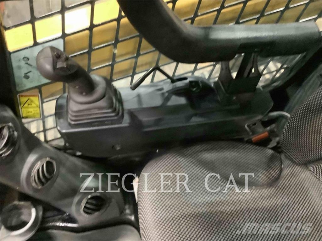 CAT 272D Minilæsser - skridstyret