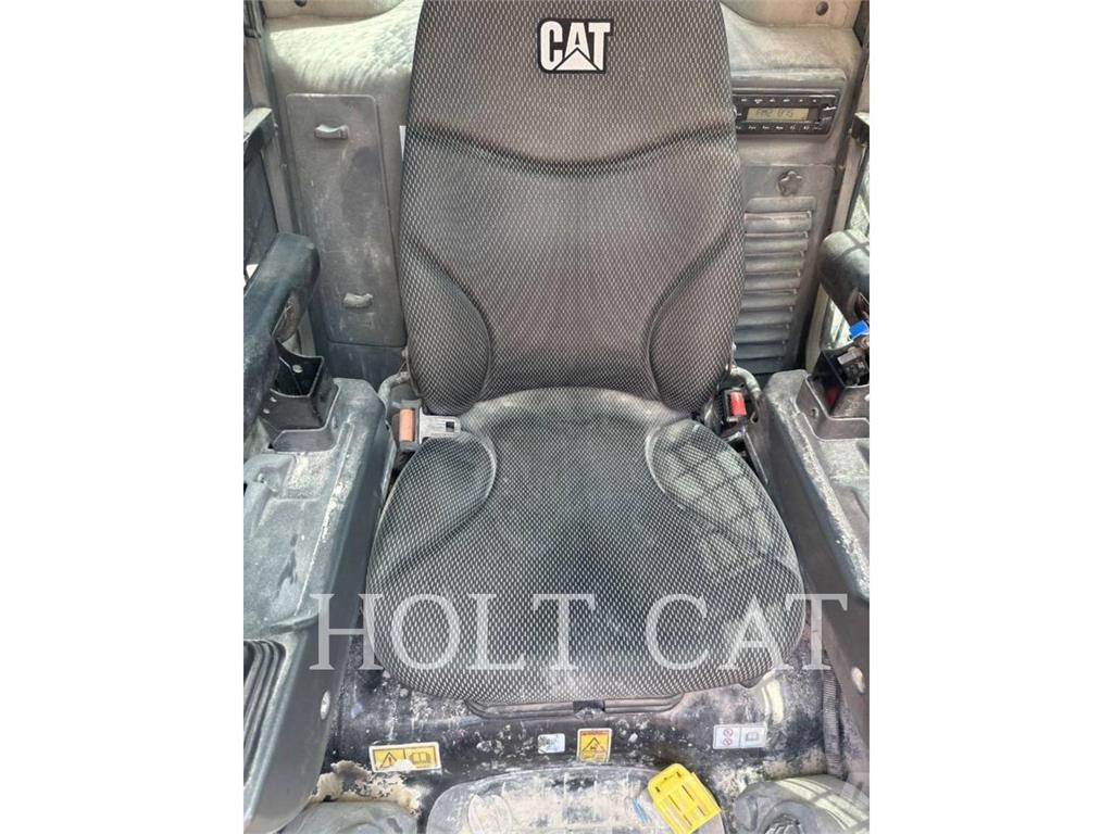 CAT 272D CAB Φορτωτάκια