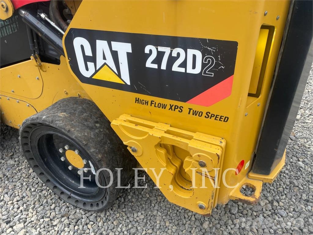 CAT 272D2 Φορτωτάκια
