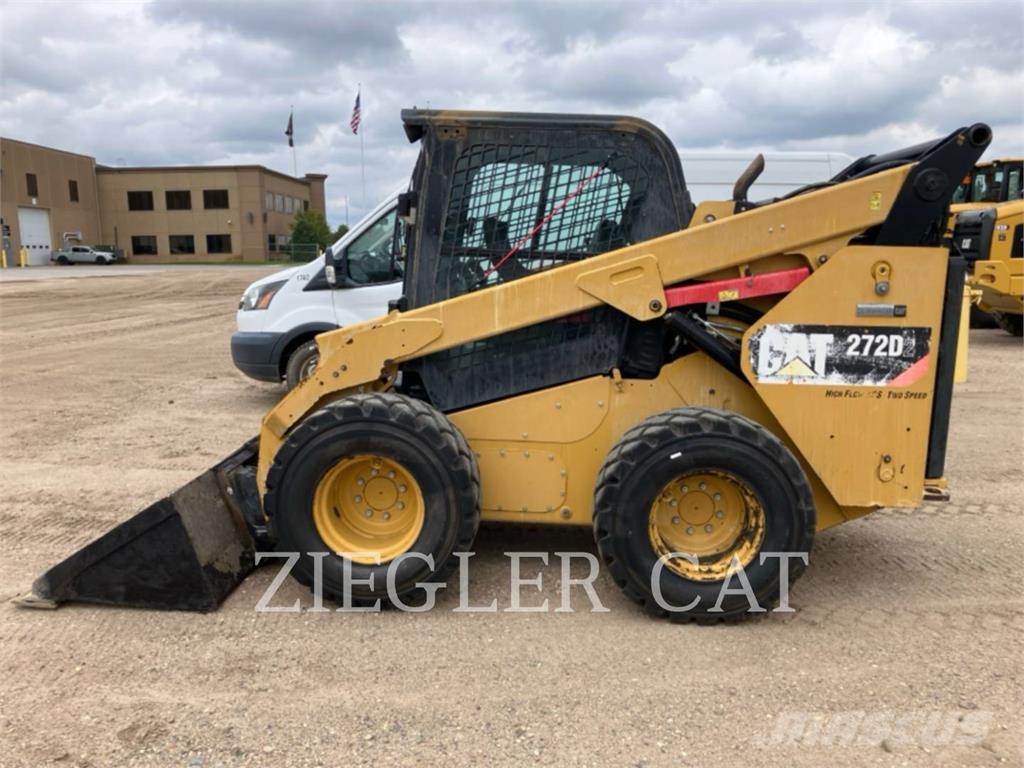 CAT 272D2 Skid steer mini nakladalci