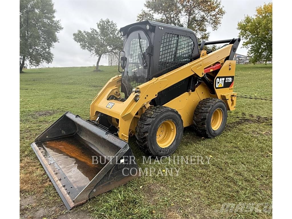 CAT 272D2 Schrankladers