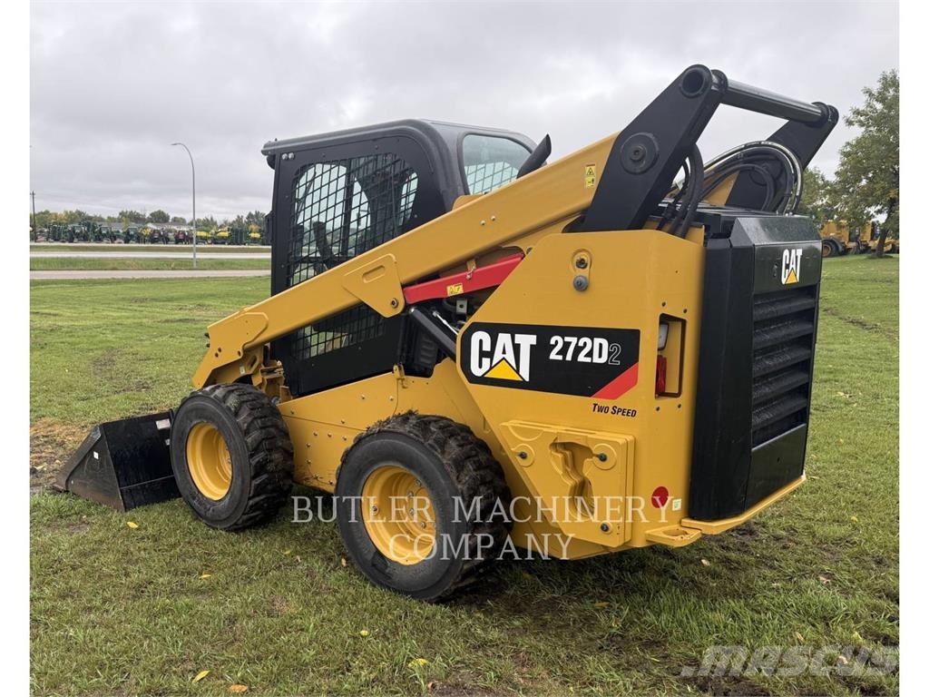 CAT 272D2 Schrankladers