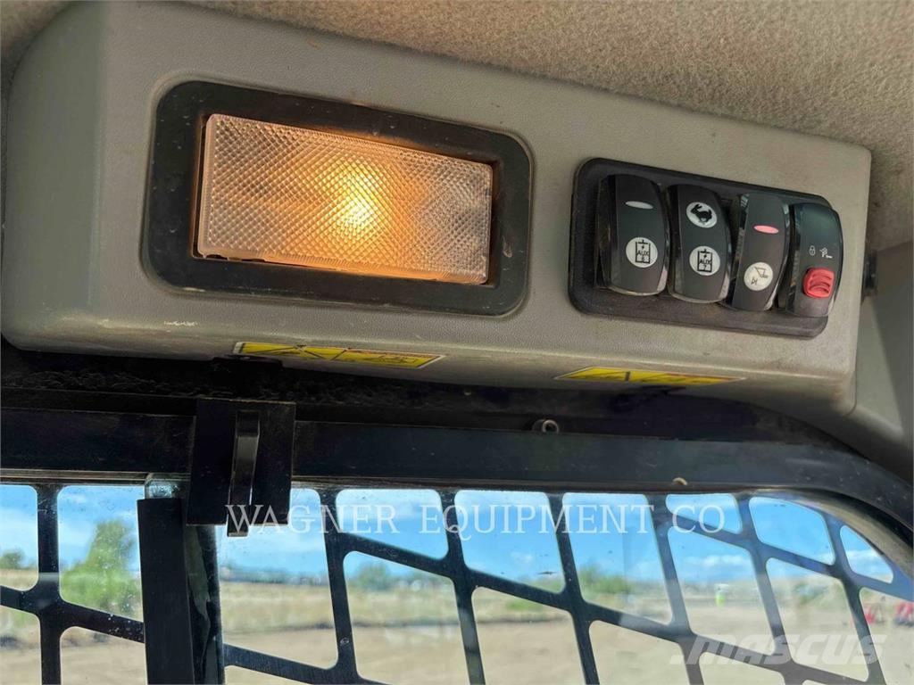 CAT 272D2 XHP Kompaktrakodók