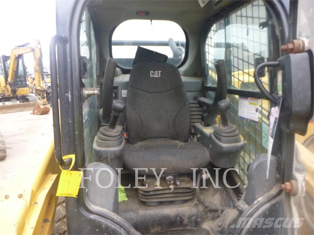 CAT 272D2XHP Φορτωτάκια