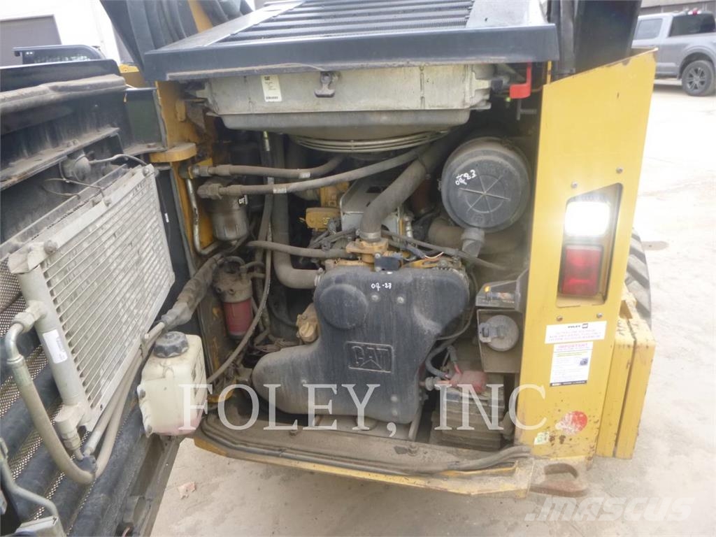 CAT 272D2XHP Φορτωτάκια
