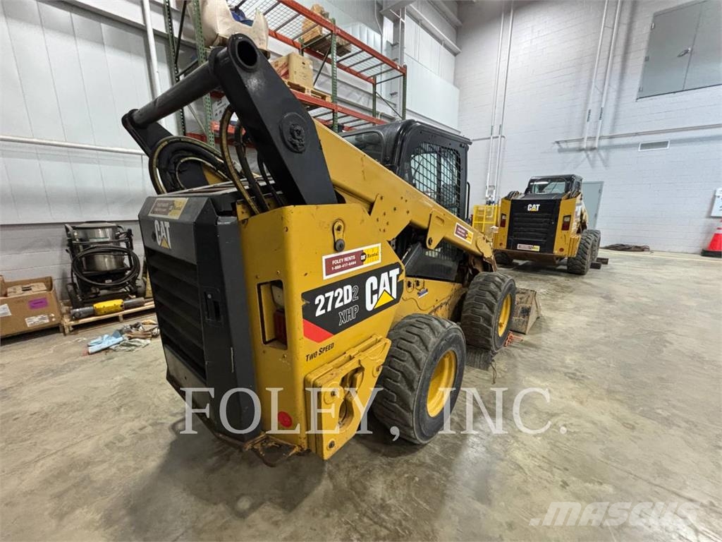 CAT 272D2XHP لوادر انزلاقية التوجيه