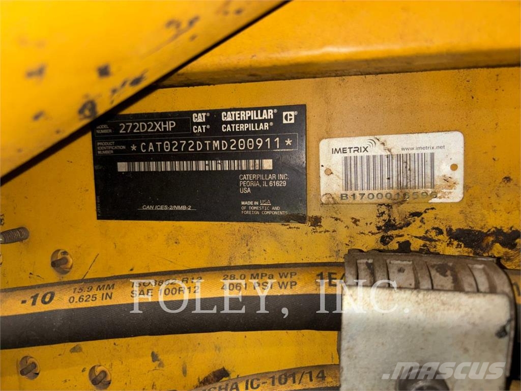 CAT 272D2XHP لوادر انزلاقية التوجيه