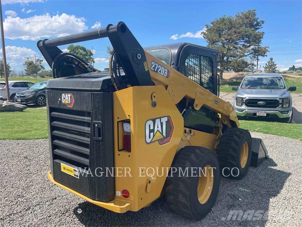 CAT 272D3 Minicargadoras