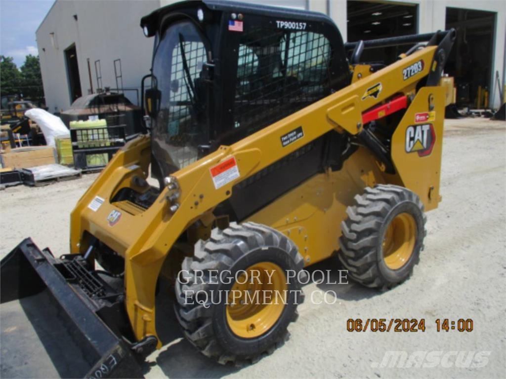 CAT 272D3 Skid steer loaders