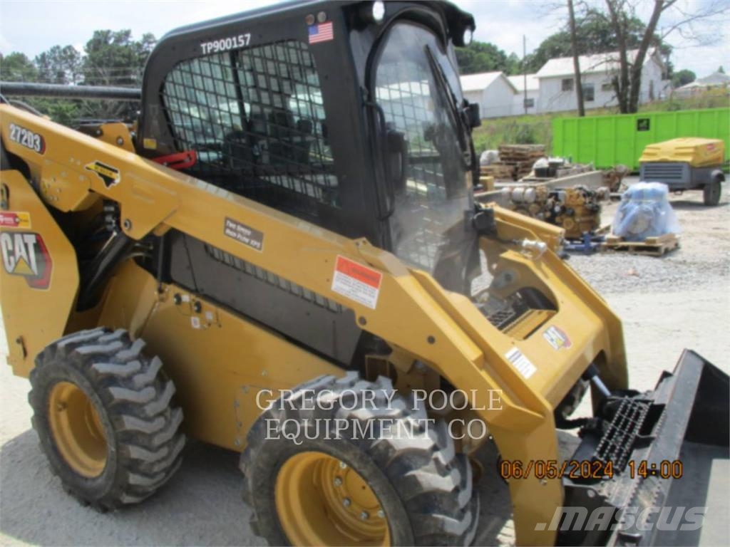 CAT 272D3 Skid steer loaders