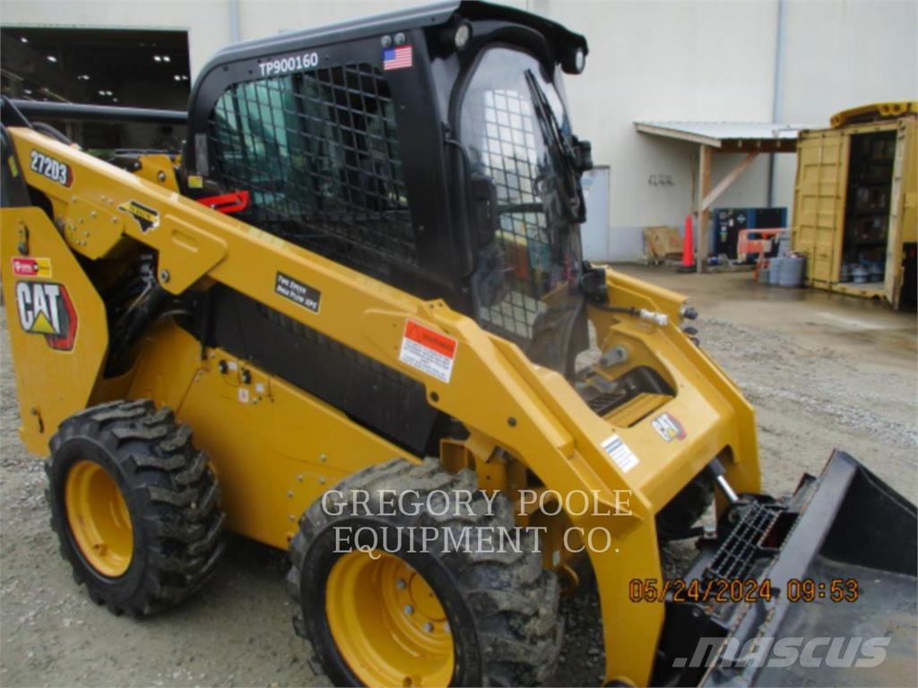 CAT 272D3 Skid steer loaders