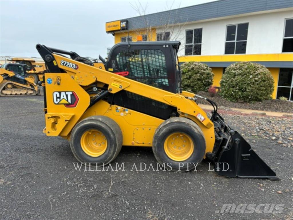CAT 272D3 XE Skid steer loaders