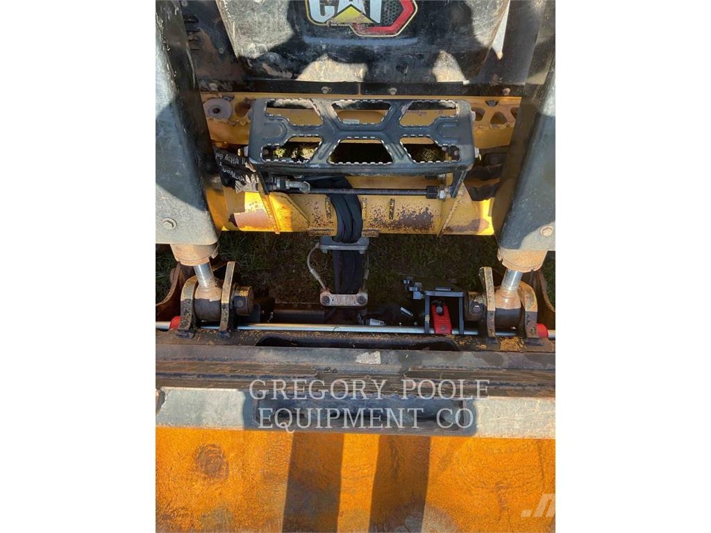 CAT 275-05 Lánctalpas homlokrakodók