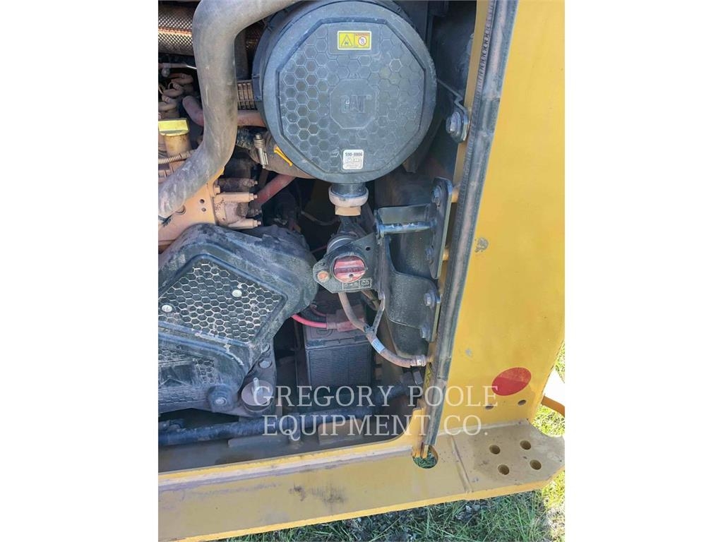 CAT 275-05 Lánctalpas homlokrakodók