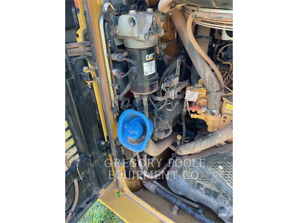 CAT 275-05 Lánctalpas homlokrakodók