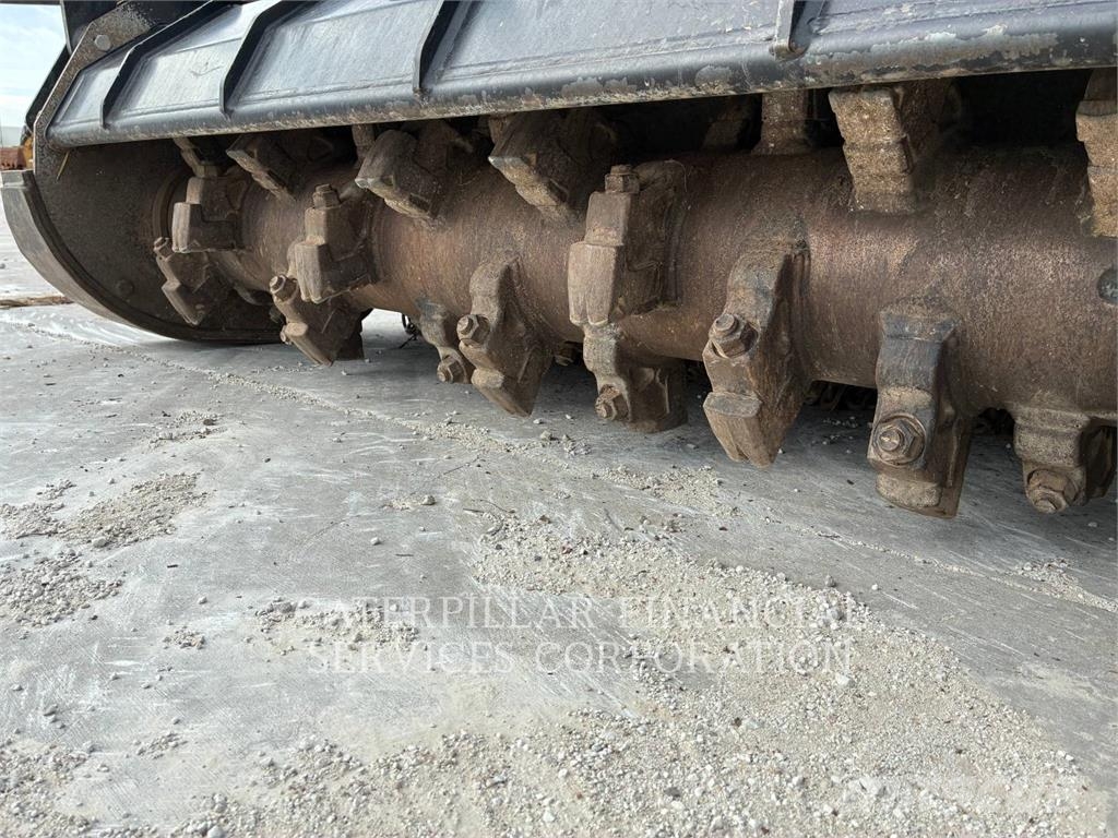 CAT 275-05 XE 궤도식 로우더
