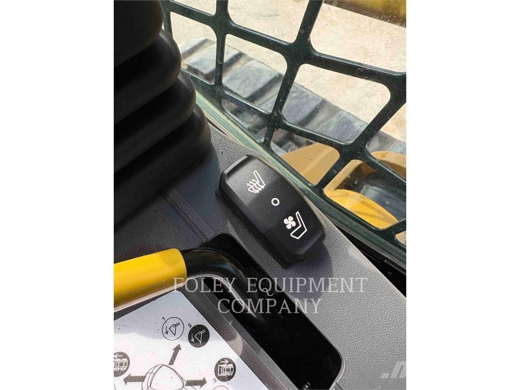 CAT 27505SC Skid steer mini utovarivači