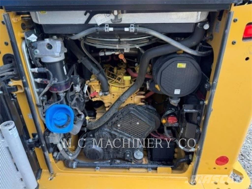 CAT 275XE Lietoti riteņu kompaktiekrāvēji