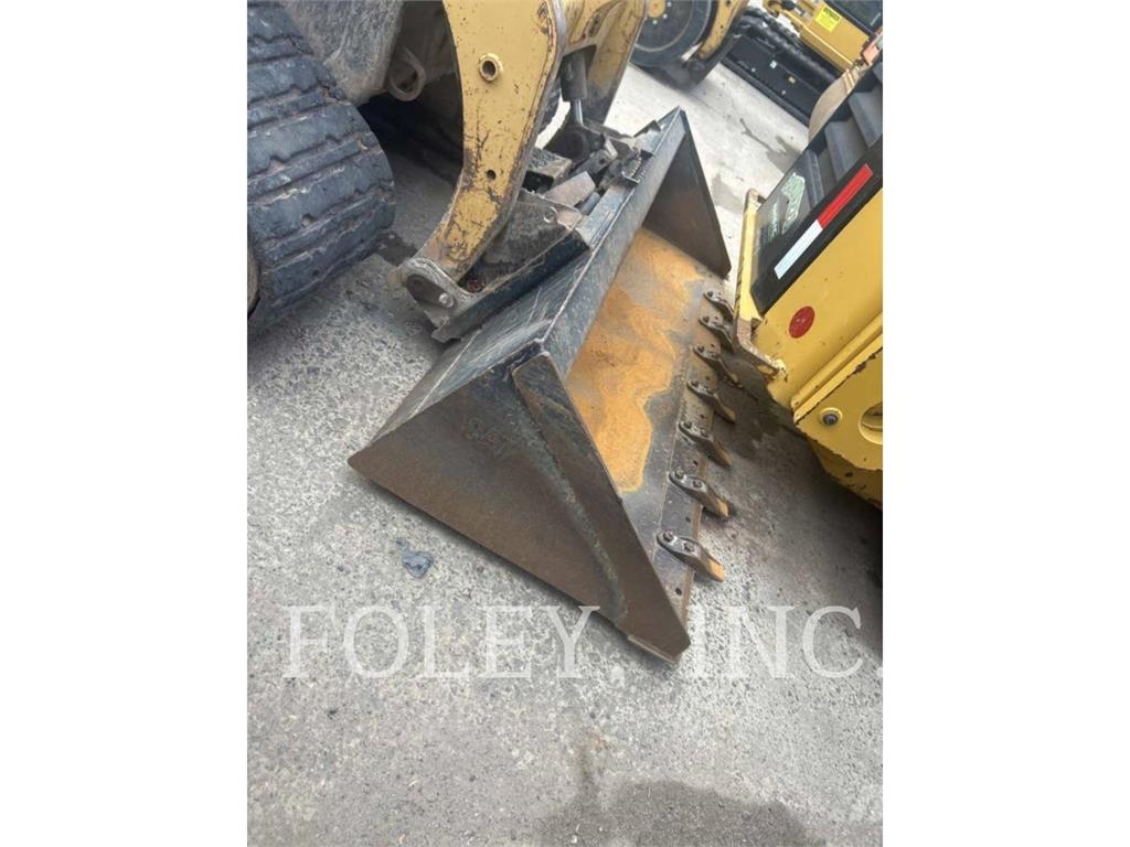 CAT 277B Rupsladers
