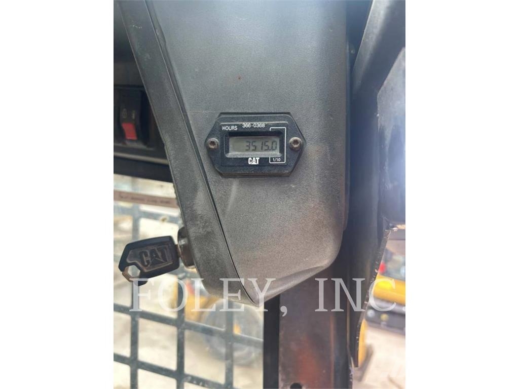 CAT 277B Rupsladers