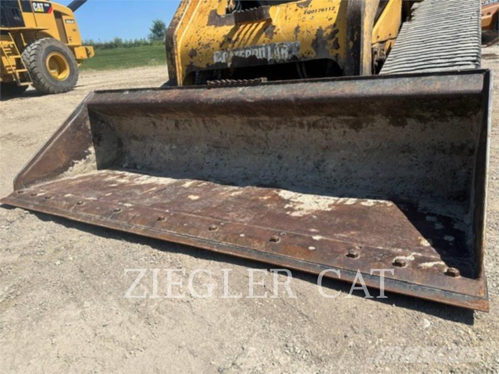 CAT 277C2 Paletli yükleyiciler