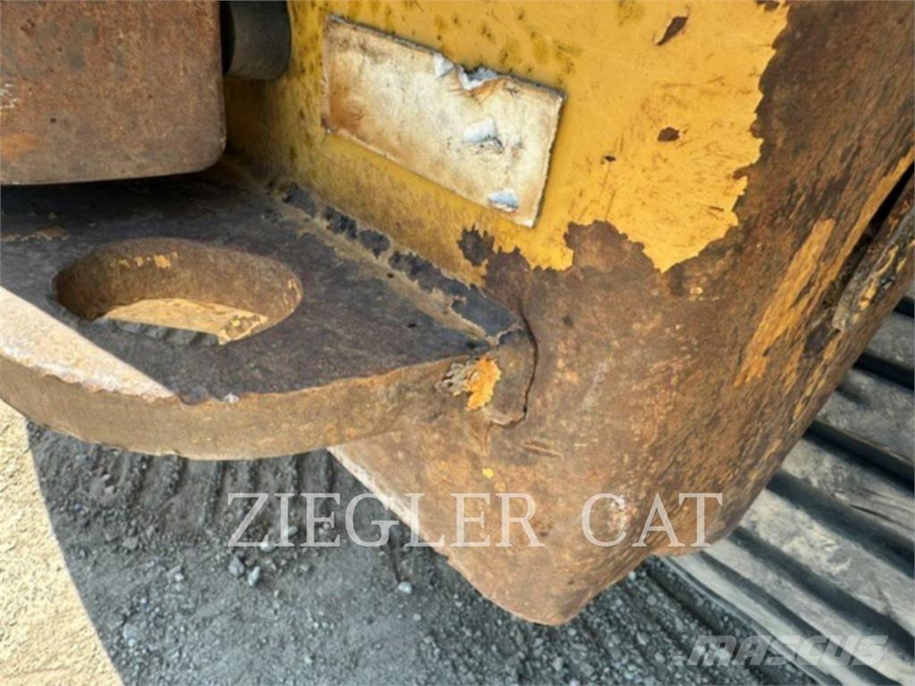 CAT 277C2 Paletli yükleyiciler