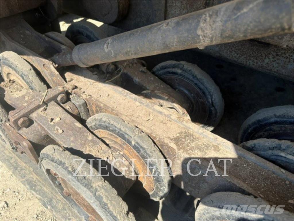 CAT 277C2 Paletli yükleyiciler