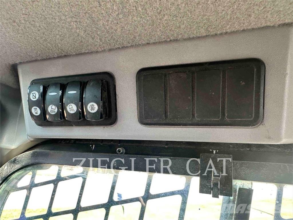 CAT 277D Telakuormaajat