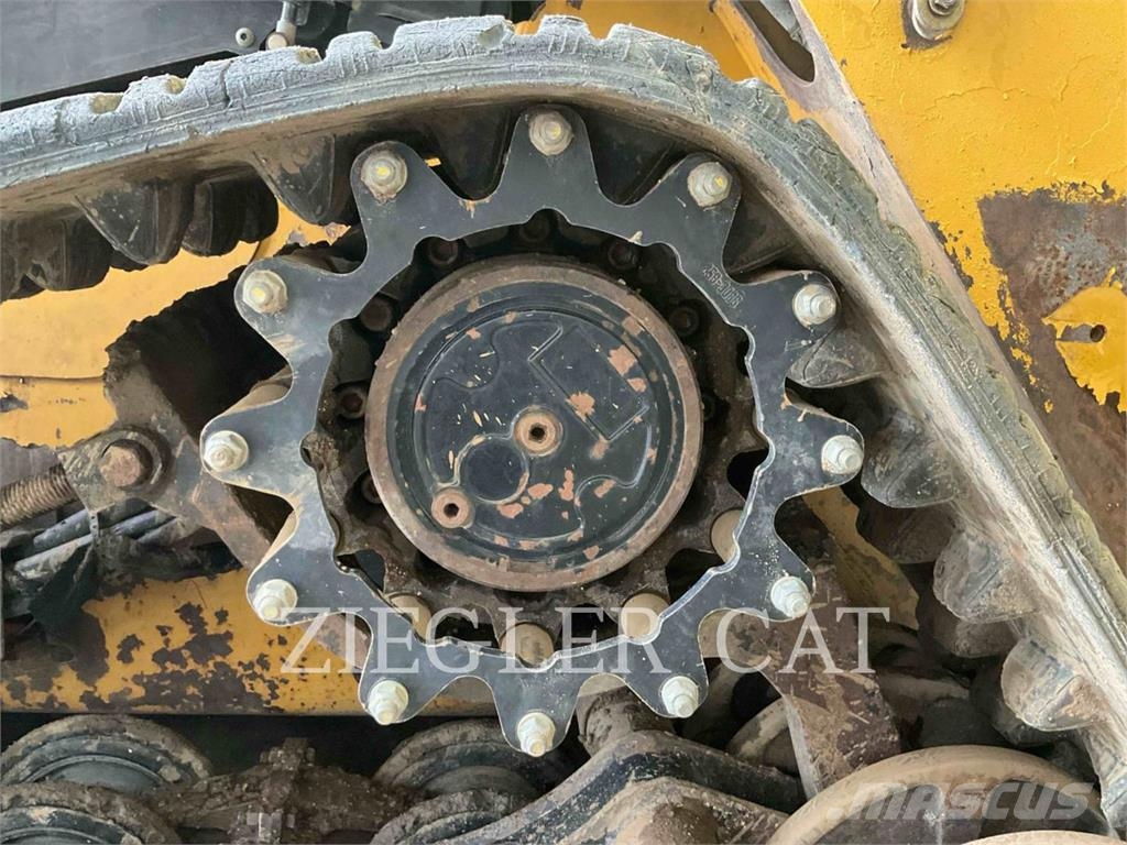 CAT 277D Pale cingolate