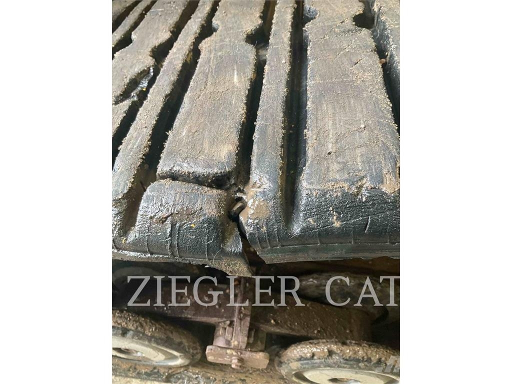 CAT 277D Pale cingolate